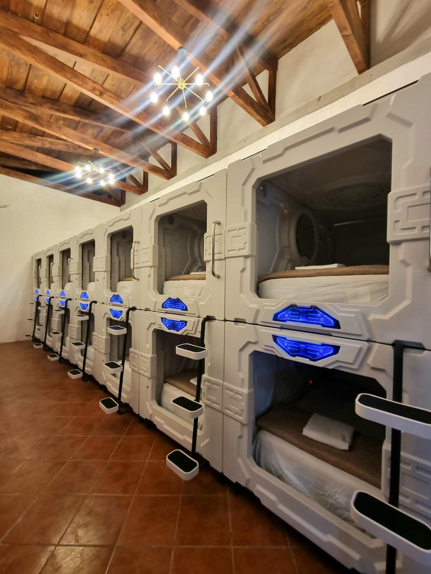 Central Hostel San Sebastian Antigua Luaran gambar